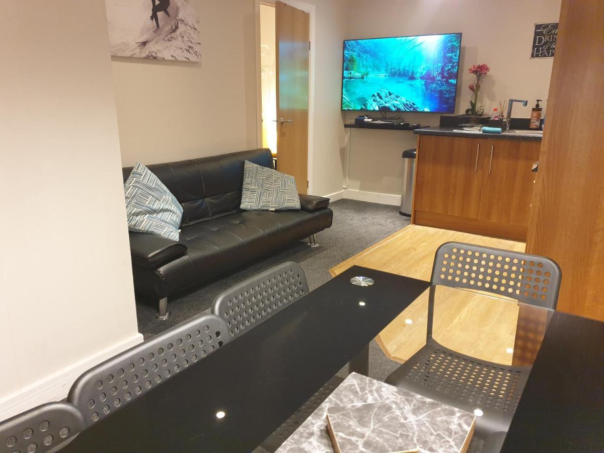 Birmingham Amethyst, 3 Bedroom Apartment Exterior photo